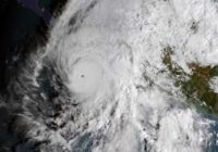 Fierce Hurricane Willa closes in on Mexican resort area