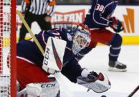 Bobrovsky shuts down Hurricanes as Blue Jackets win 3-0