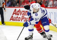 Lightning top Hurricanes for 7th straight win