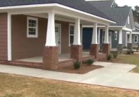 Families who are hurricane victims get new homes in time for the holidays