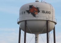 Families in High Island deciding to stay put as Hurricane Laura nears landfall