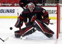 Hurricanes G Mrazek leaves game in 1st period due to injury